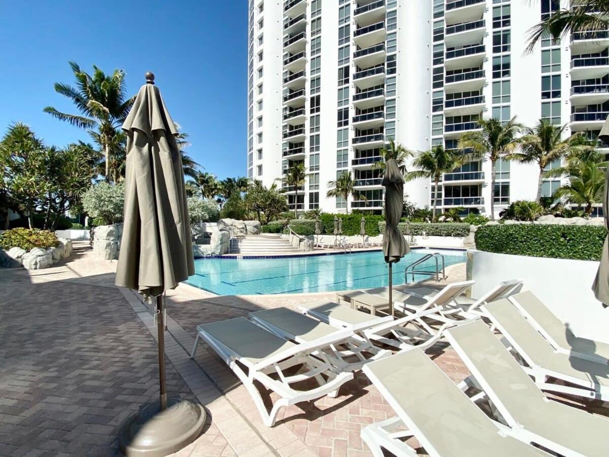 15Th Floor Luxury Suite At Trump Int Resort Sunny Isles Beach Exterior foto